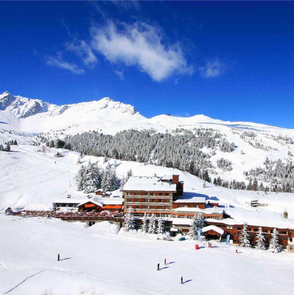 courcheneige hotel on the slopes